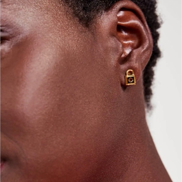 Kate Spade small earrings. - Picture 2 of 8